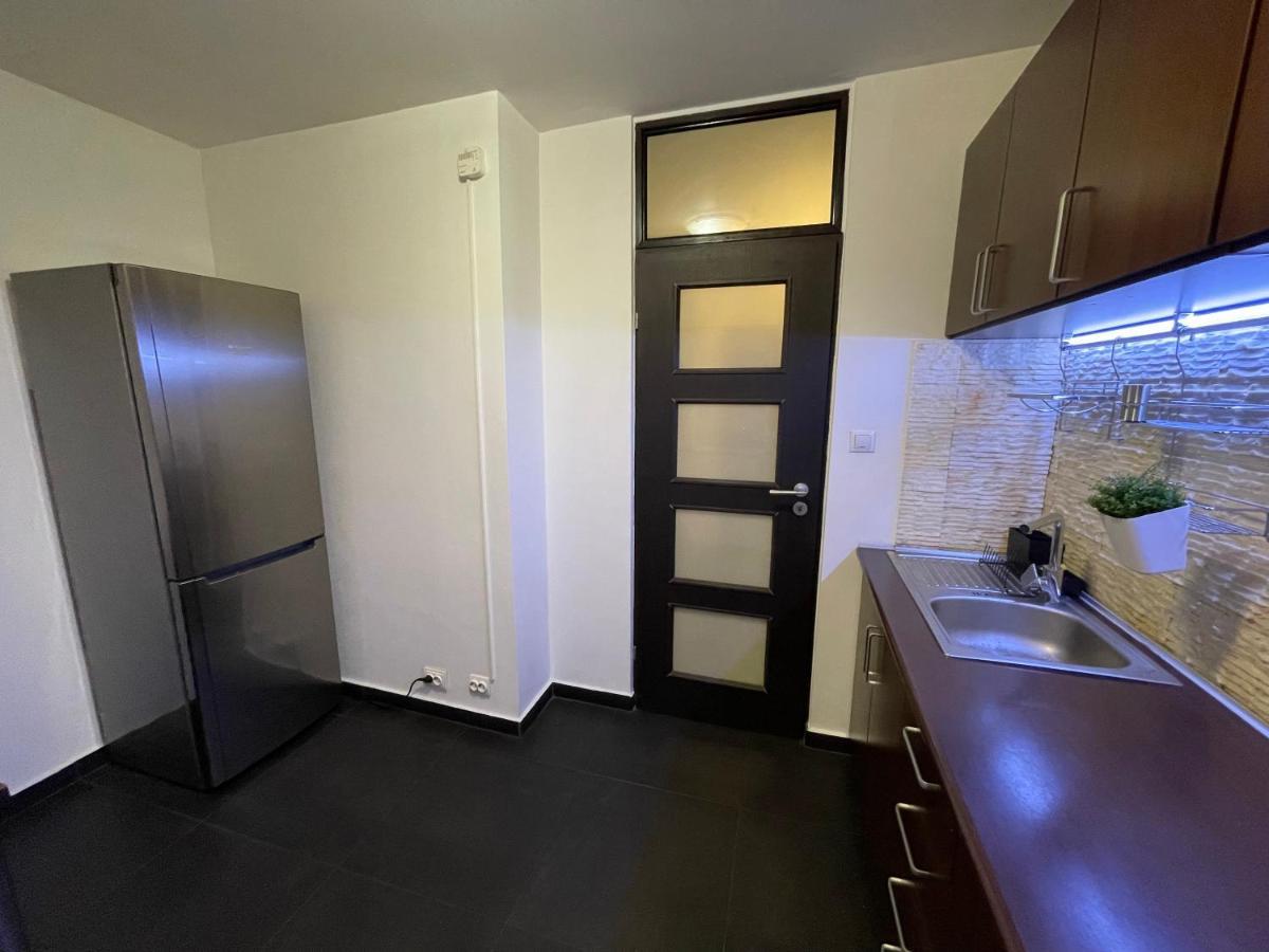 Apartment Turqoise Luxury Near Unirii Square
